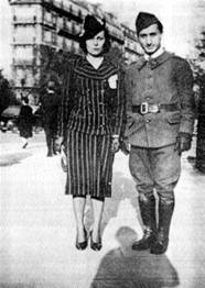 Д. Кнут и А. Скрябина. 
Париж. Осень 1939 года.
