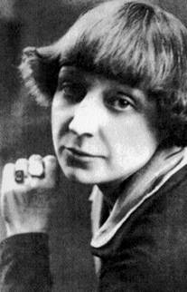 ...страстная, яростная, ни на кого не похожая, неповторимая Марина.