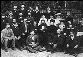 Т. Герцль с делегатами VI сионистского конгресса. 1903 год.