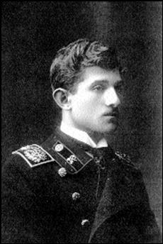 Студент Петроградского политехнического института. 1917 год.