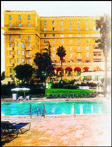 ВСЕ ТЕЧЕТ, ВСЕ МЕНЯЕТСЯ
ЛИШЬ ГОСТИНИЦЫ «ДАН» 
ОСТАЮТСЯ ЛУЧШИМИ 
